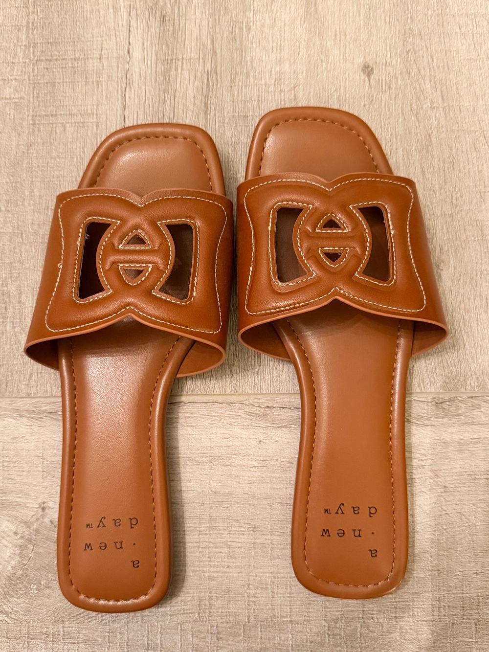 a new day Cognac Brown Cutout Slide Sandals size 5
